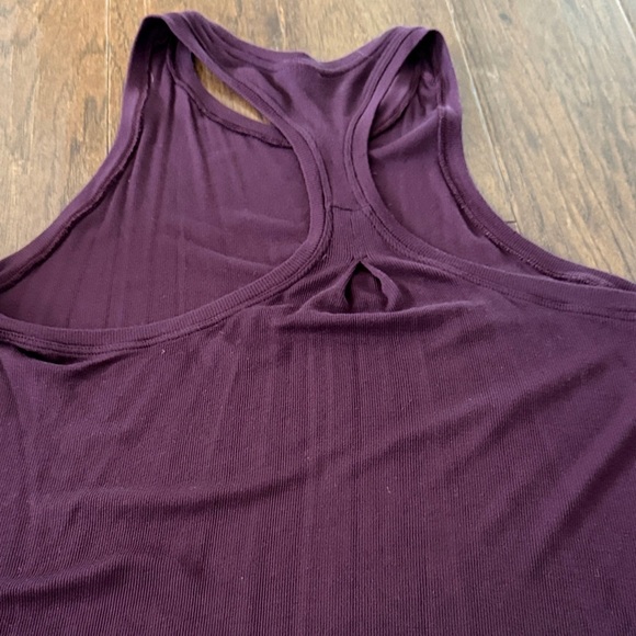 Athleta Women's Purple Tank Top - Picture 5 of 5